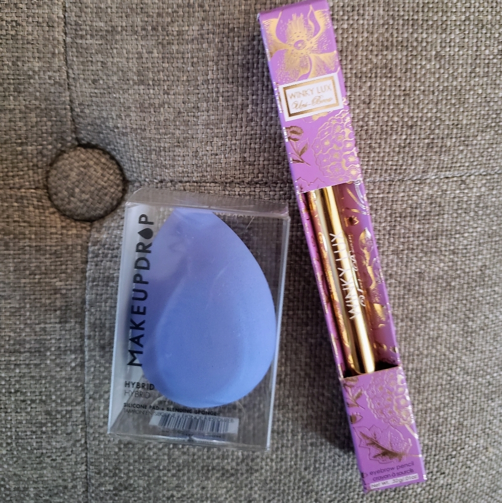 Winky Luxe universal eyebrow pencil & Makeup Drop